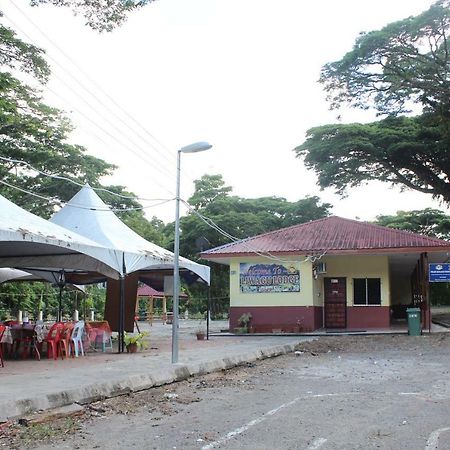 Liwagu Lodge Ранау Екстериор снимка