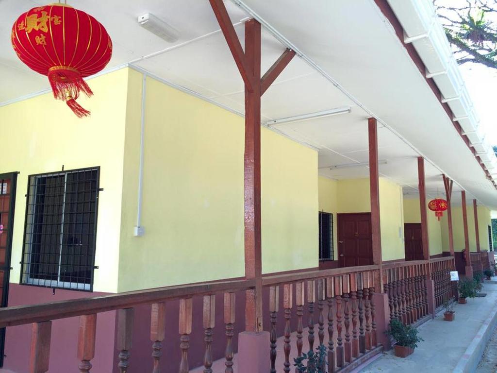 Liwagu Lodge Ранау Екстериор снимка