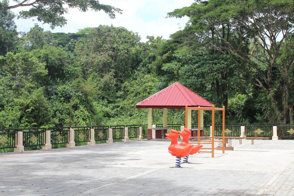Liwagu Lodge Ранау Екстериор снимка