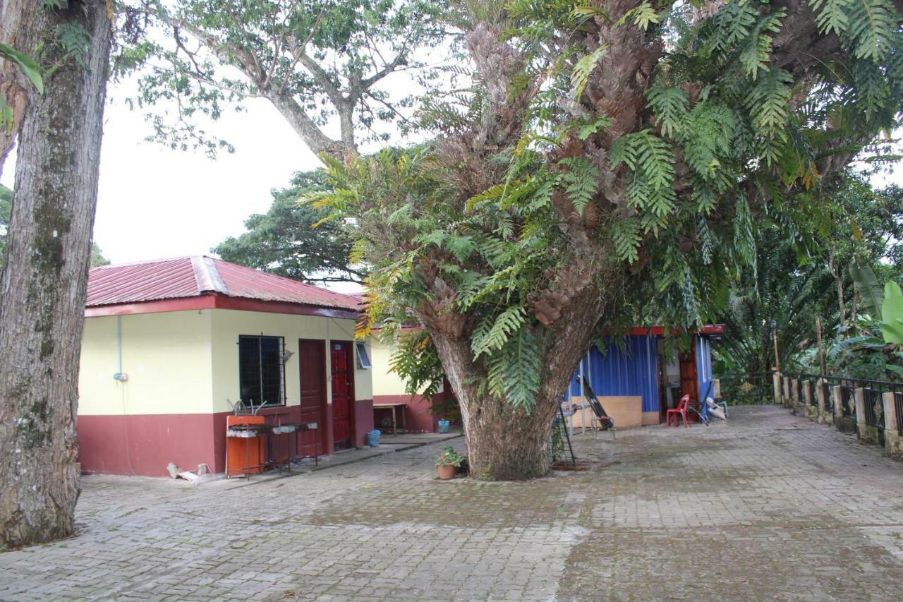 Liwagu Lodge Ранау Екстериор снимка