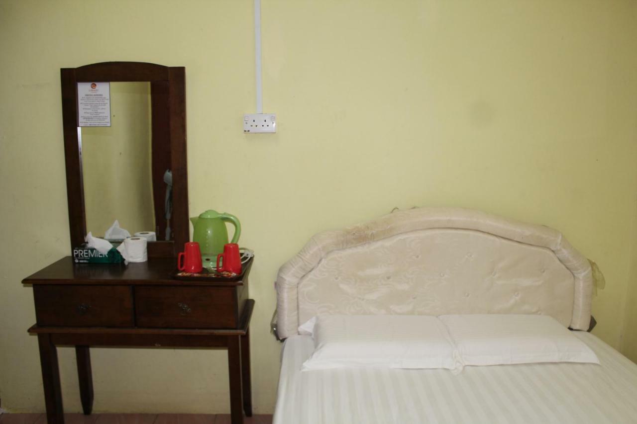 Liwagu Lodge Ранау Екстериор снимка